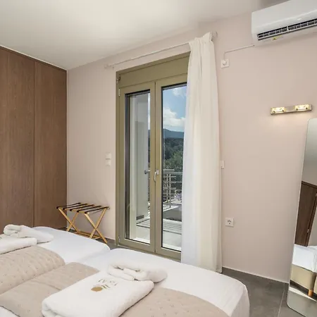 Eleni & Memas Luxury Kefalonia 사미